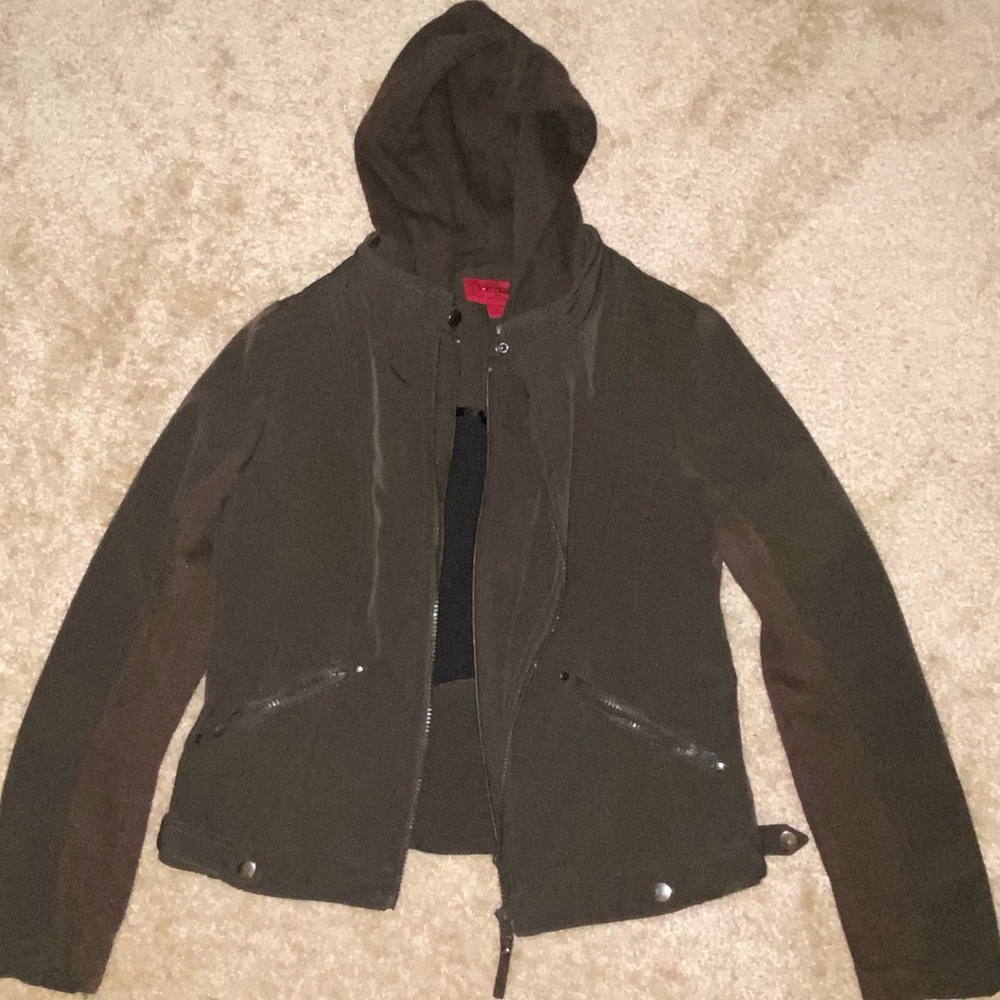 Green/brown jacket
